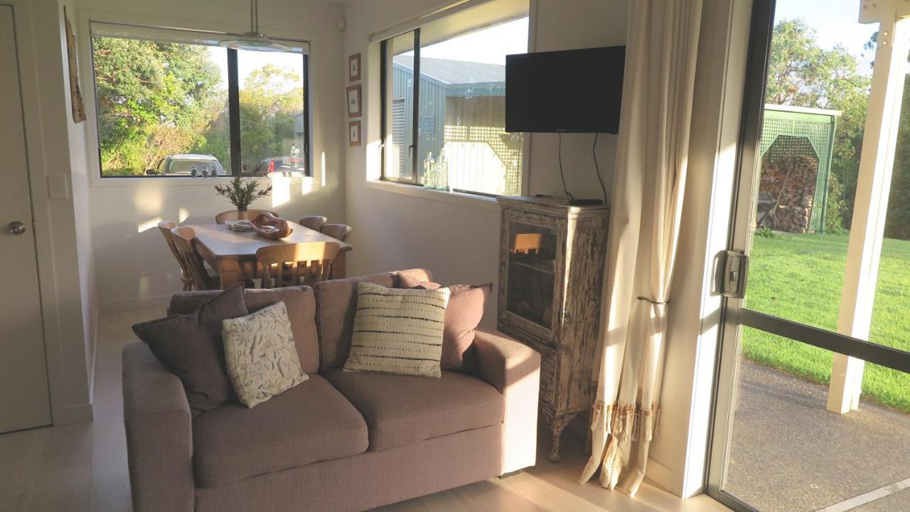 Kaka Lodge At Kotare House Tawharanui エクステリア 写真
