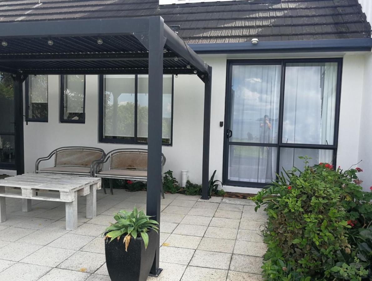 Kaka Lodge At Kotare House Tawharanui エクステリア 写真