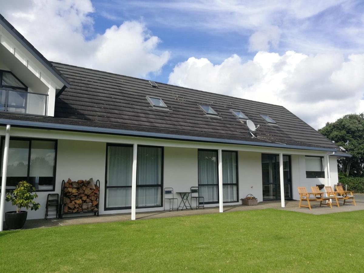 Kaka Lodge At Kotare House Tawharanui エクステリア 写真