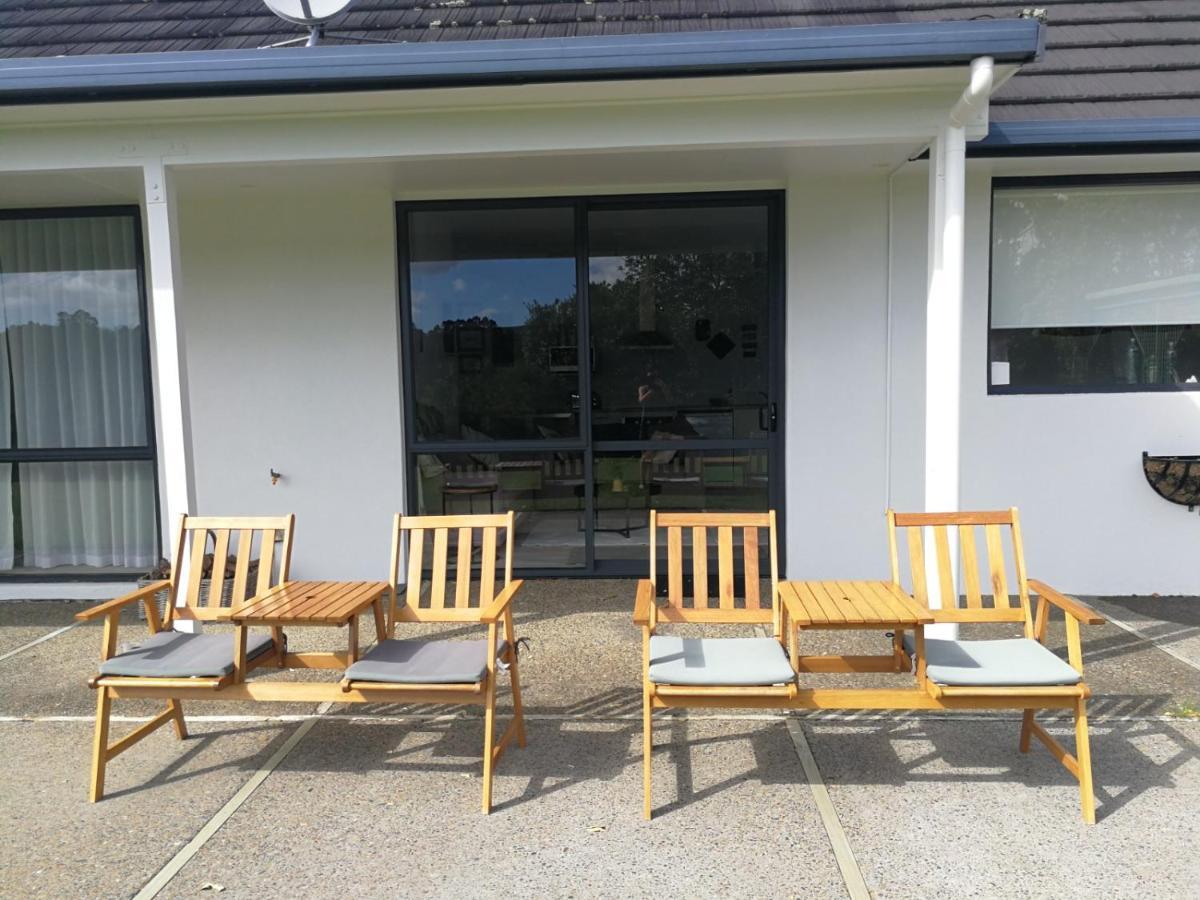 Kaka Lodge At Kotare House Tawharanui エクステリア 写真